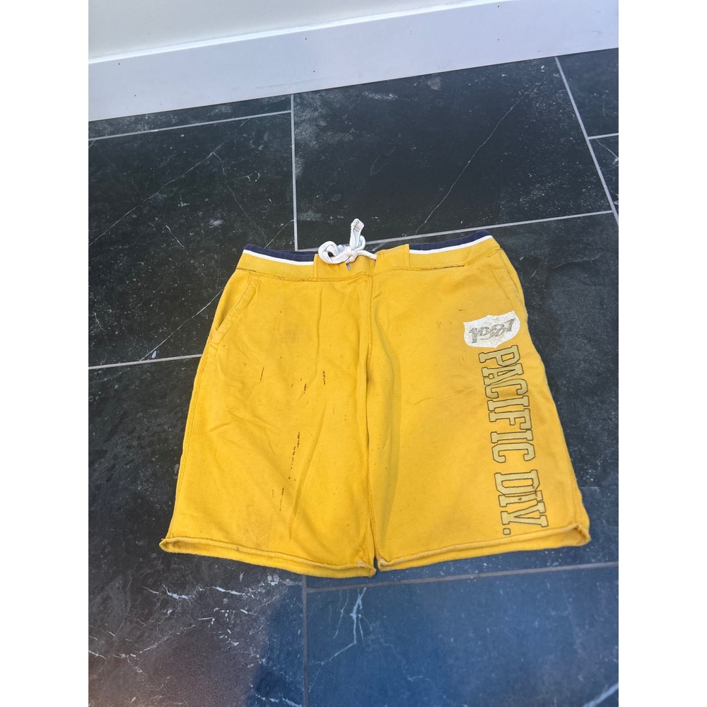 Mossimo Supply Co Mens Yellow Pacific Div 1987 Graphic Sweat Shorts Size M